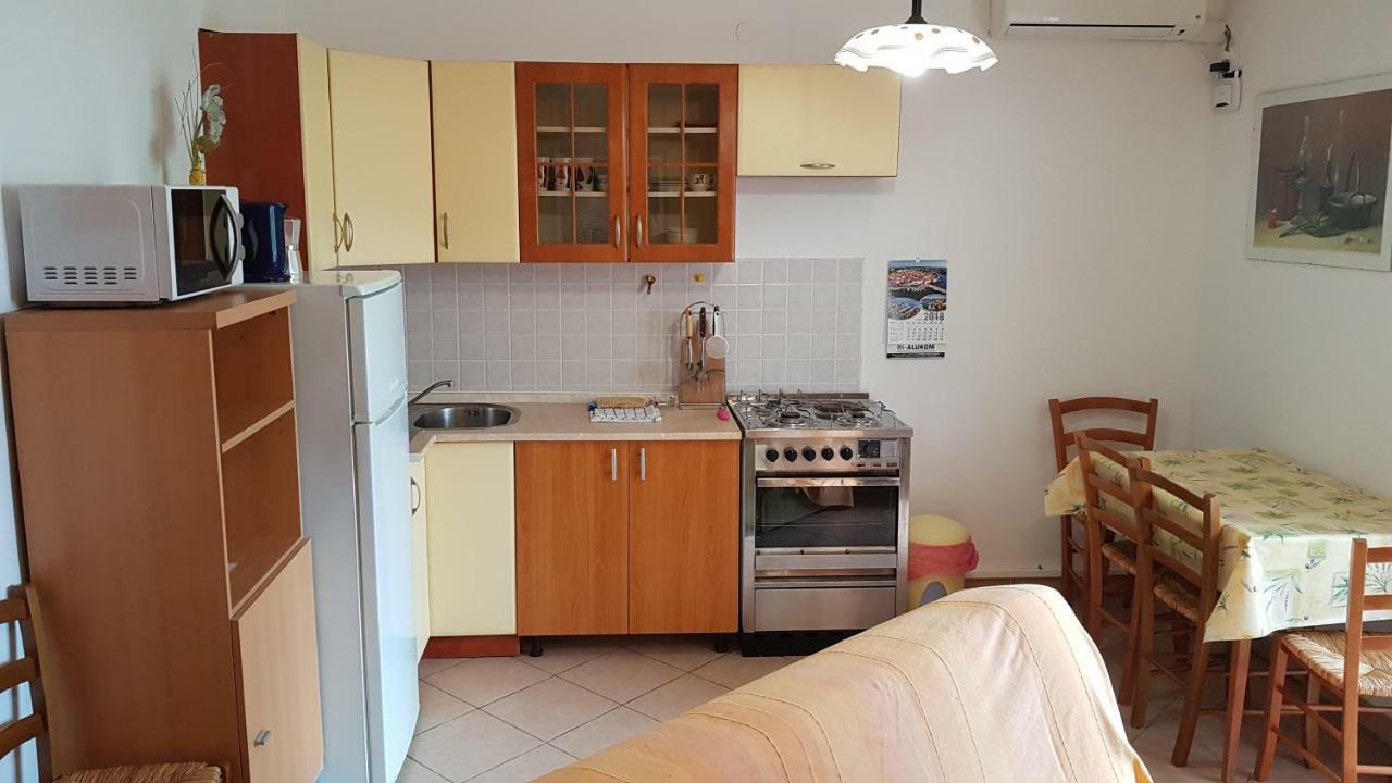 Apartments Andelina Pag Town Kültér fotó